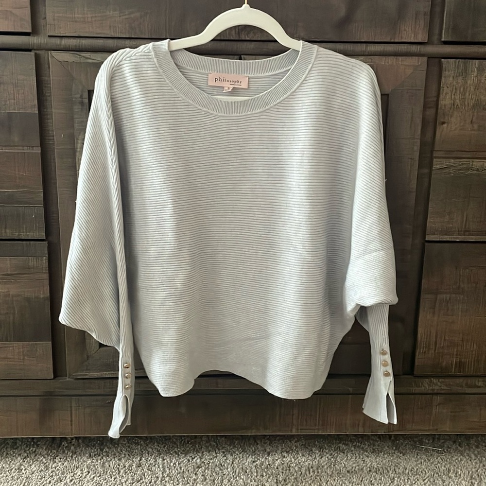 Lightweight sweater